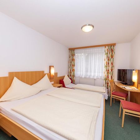 Gaestehaus Rudolfo Цел ам Зее Екстериор снимка