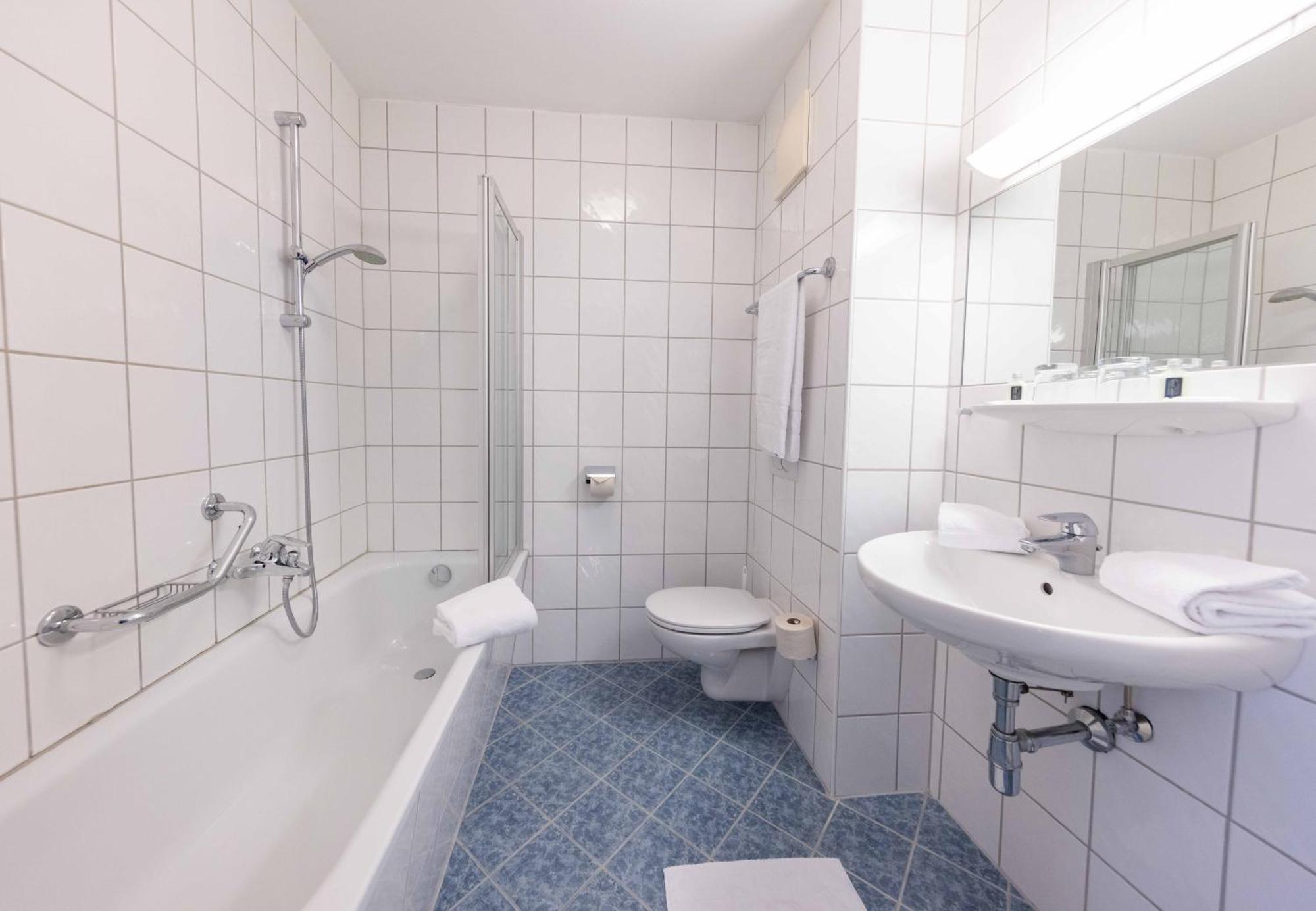 Gaestehaus Rudolfo Цел ам Зее Екстериор снимка